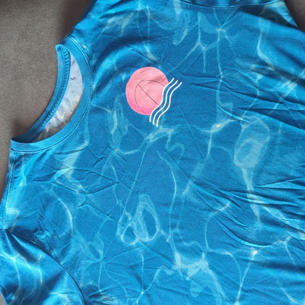 Nike T-Shirt